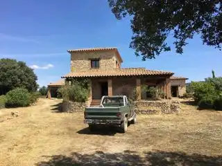 Vista exterior de Finca rústica en venda en Terrades amb Aire condicionat, Jardí privat i Parquet