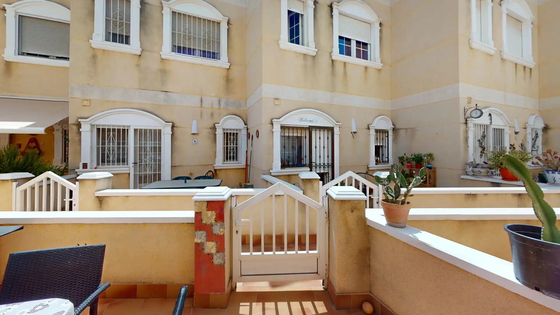 Terrassa de Casa adosada en venda en Almoradí amb Terrassa, Balcó i Piscina comunitària