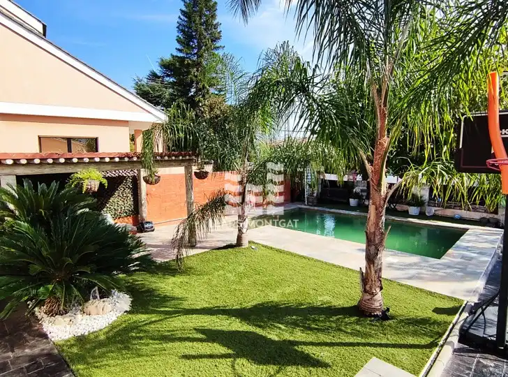 Vista exterior de Casa o chalet en venta en Tiana, Barcelona