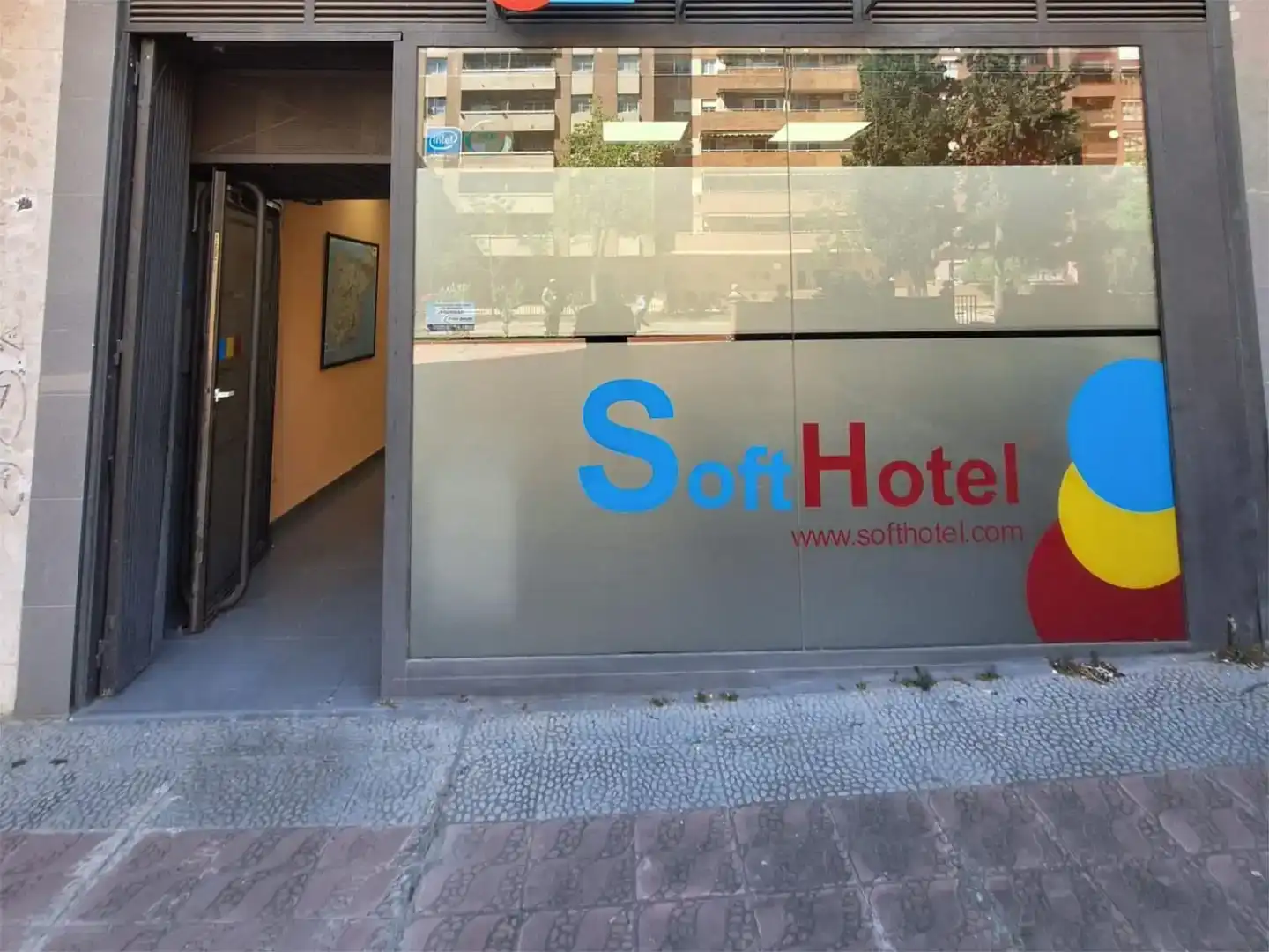 Local en venta en Zaragoza con Aire acondicionado y Amueblado