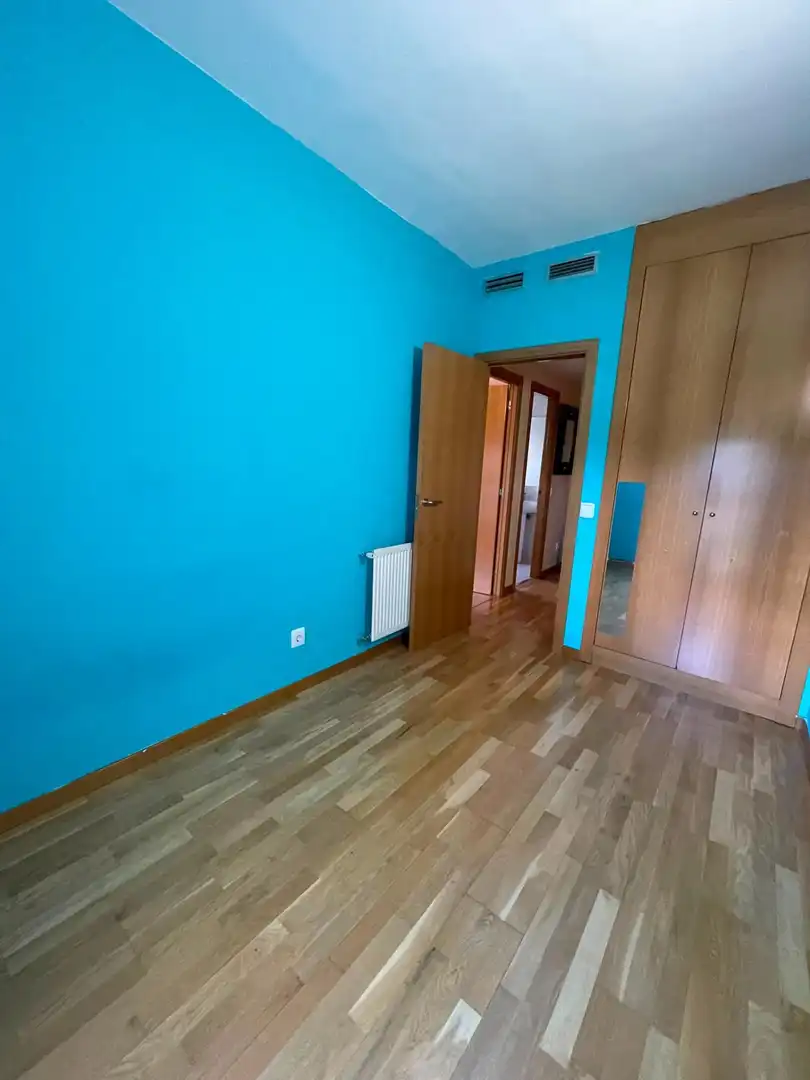 Wohnung zur Miete in Las Rozas de Madrid mit Klimaanlage, Heizung und Terrasse