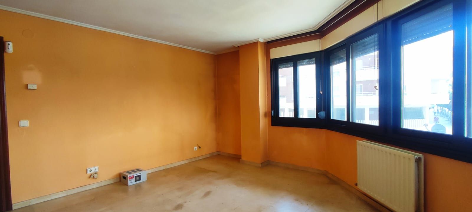 Bedroom of Flat for sale in Castro-Urdiales  with Heating