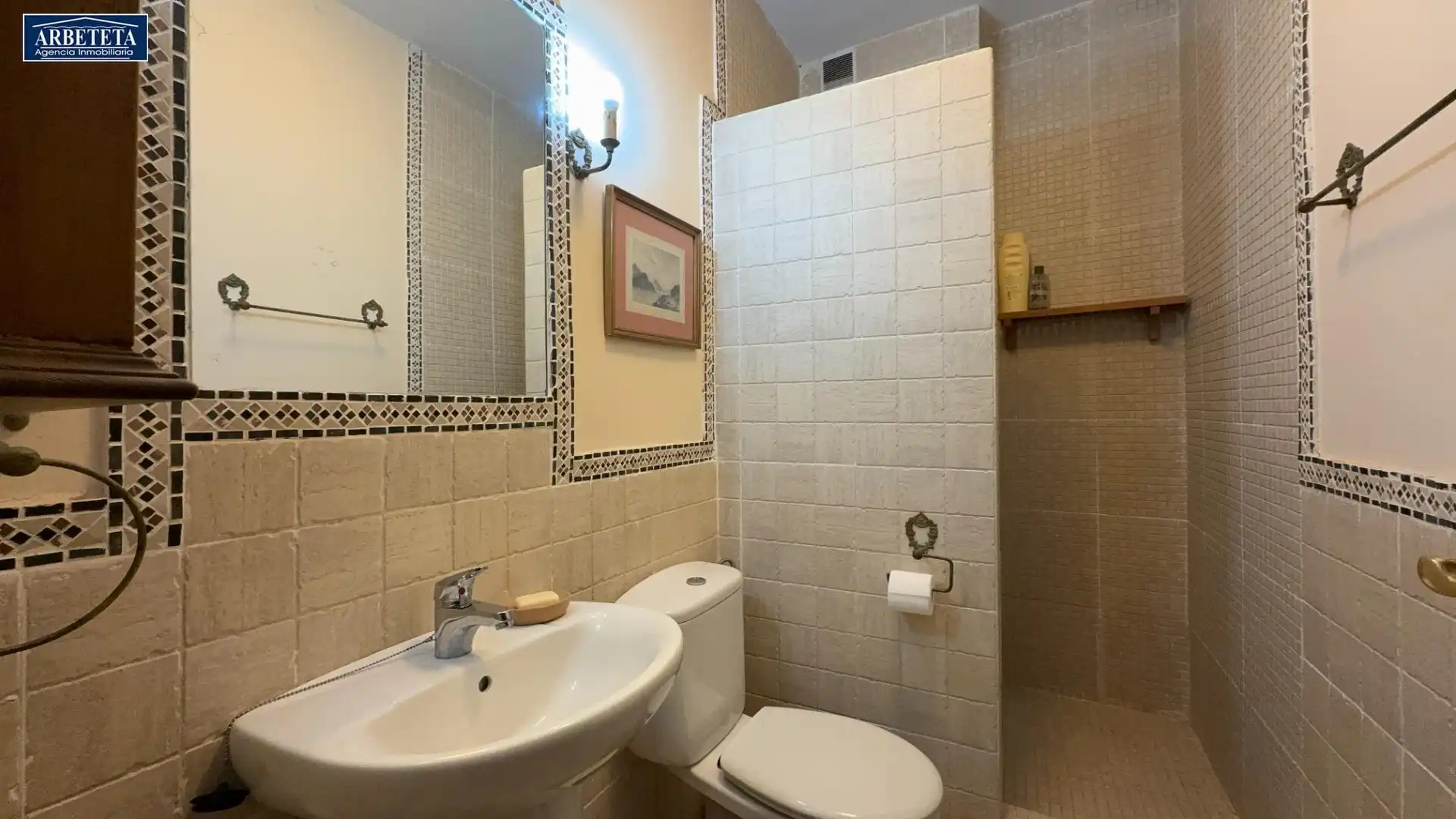 Baño de Finca rústica en venta en Pastrana con Calefacción y Balcón
