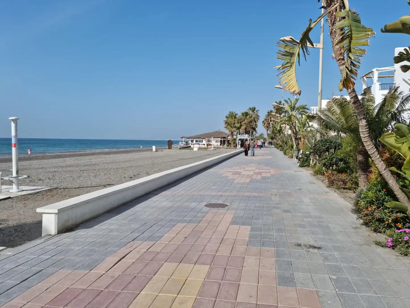 Vista exterior de Apartamento de alquiler en Torrox con Aire acondicionado, Calefacción y Terraza