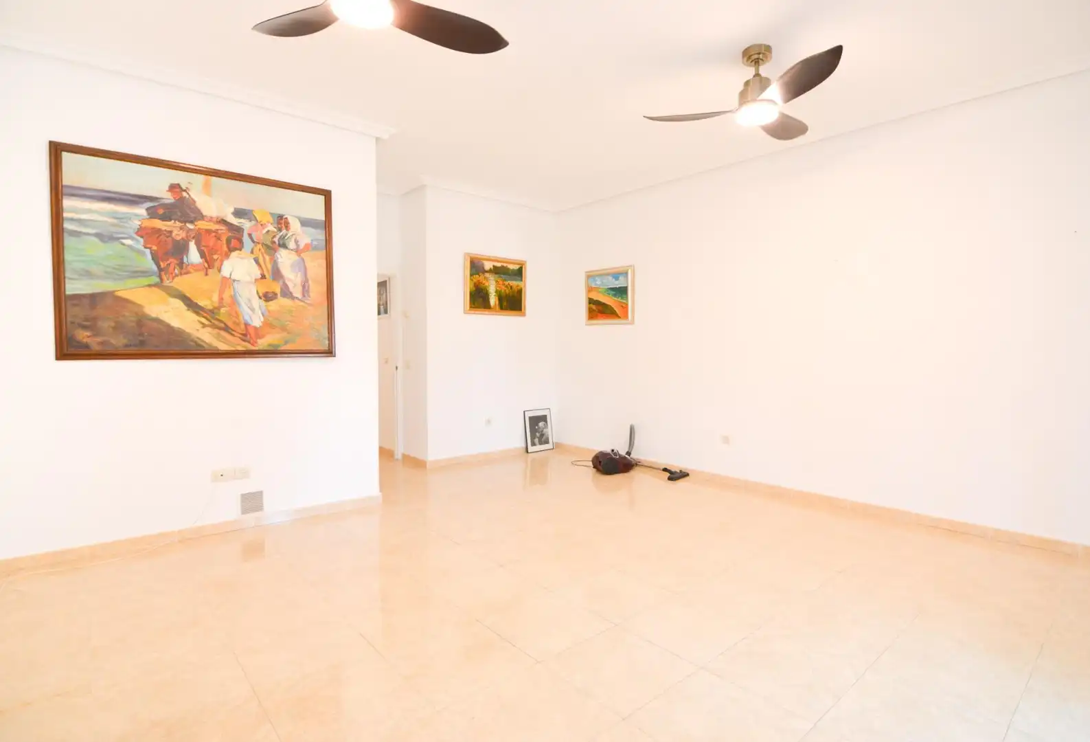 Sala de estar de Piso en venta en Villanueva del Pardillo con Calefacción, Terraza y Trastero