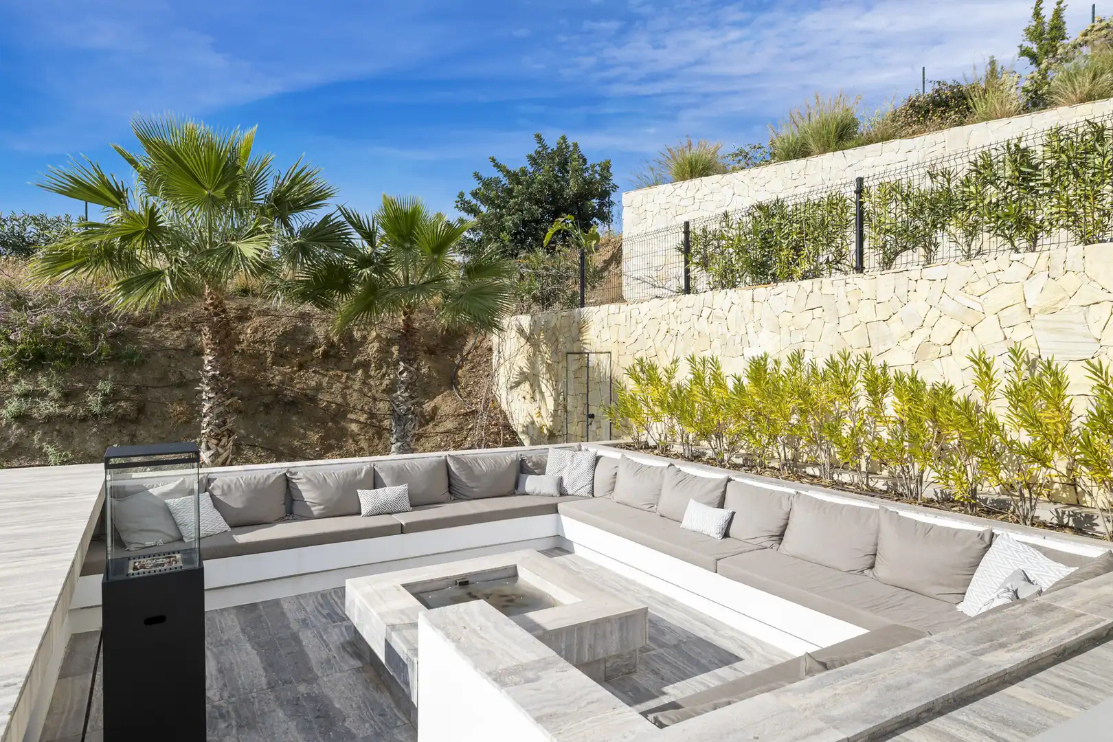 Casa con piscina en venta en Benahavís pueblo, imagen 8
