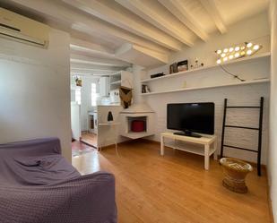 Attic to rent in Carrer de Sant Gil, El Raval