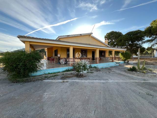 Casa-chalet en Venta en El Castillo