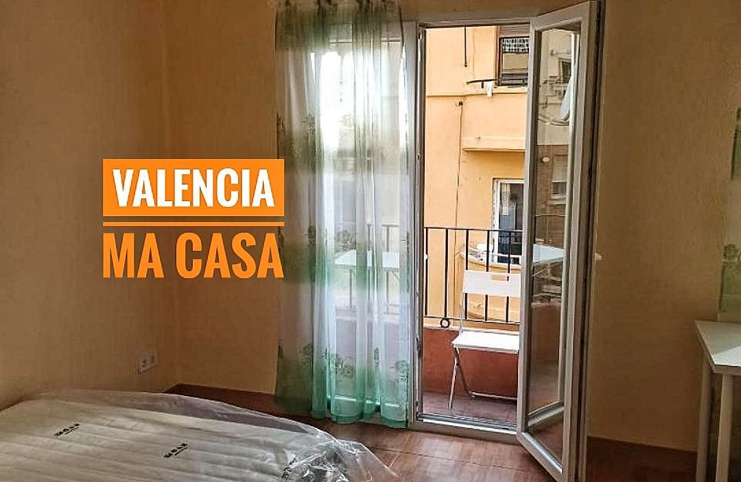 Bedroom of Flat to rent in  Valencia Capital  with Air Conditioner, Heating and Furnished