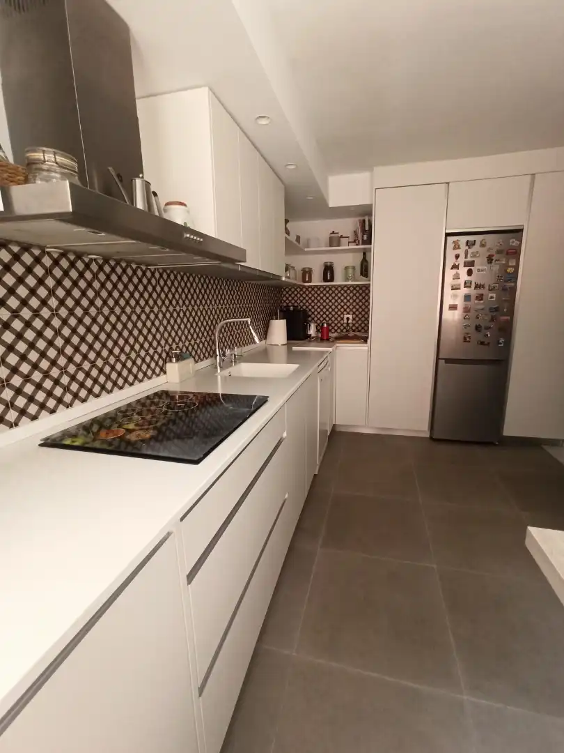 Küche von Wohnung zum Verkauf in Málaga mit Klimaanlage, Terrasse und Möbliert