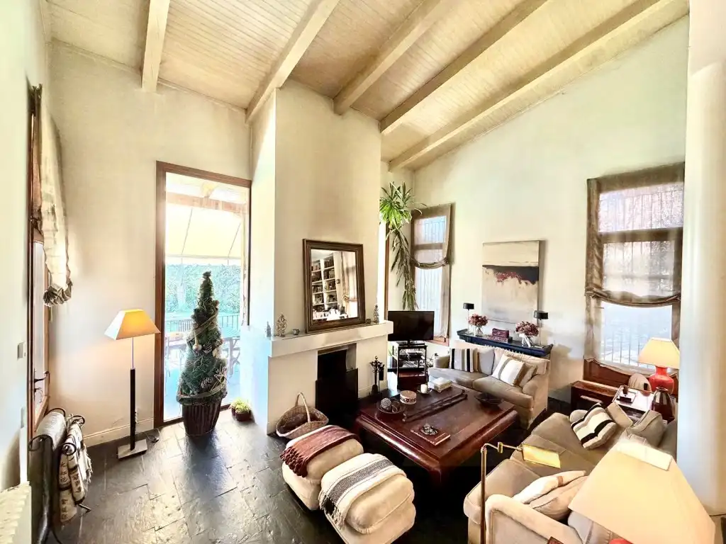 Sala d'estar de Casa o xalet en venda en Torrelodones