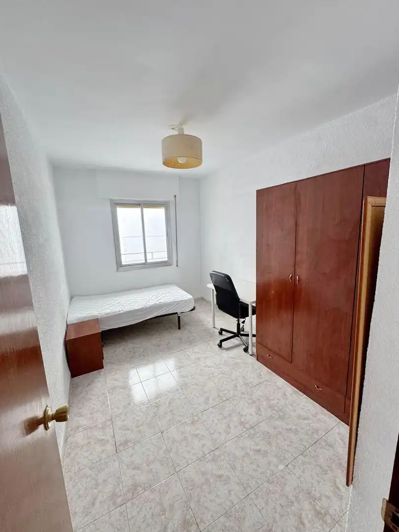 Flat with lift to rent in OBISPO SEGURA SAEZ, imagen 5