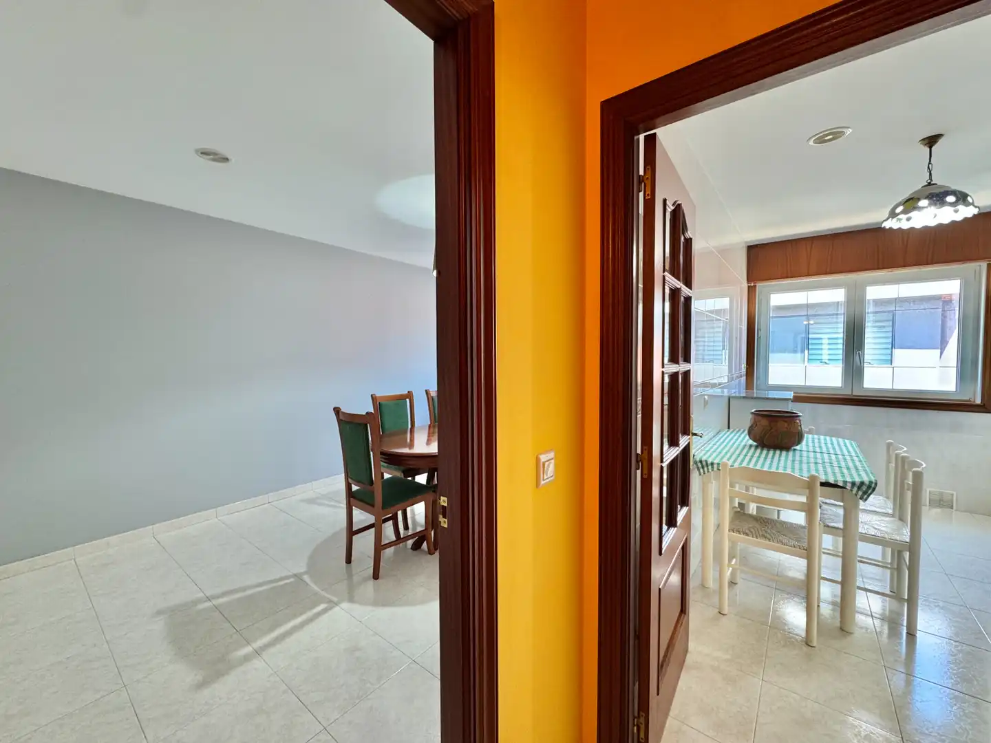 Comedor de Piso en venta en Arteixo con Parquet, Amueblado y Horno