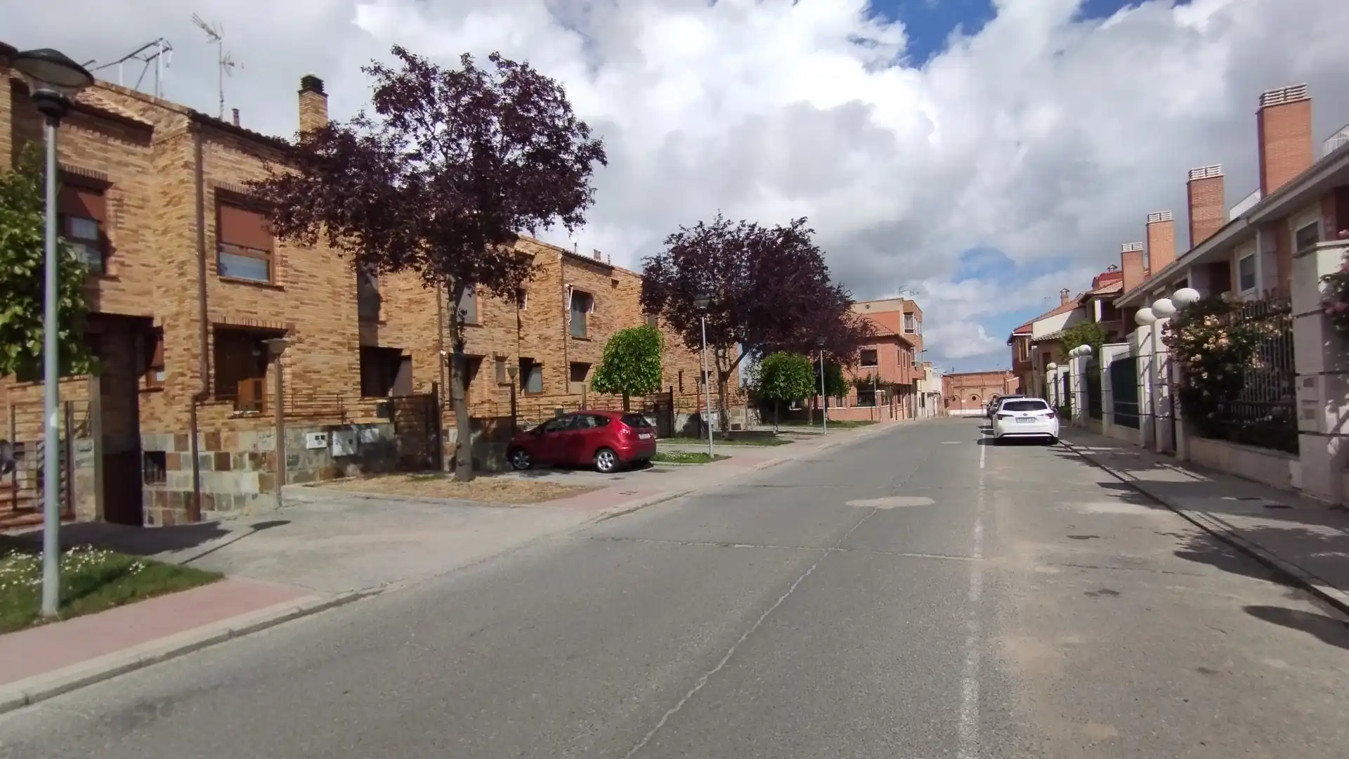 Vista exterior de Casa adosada en venta en Medina del Campo con Calefacción y Trastero
