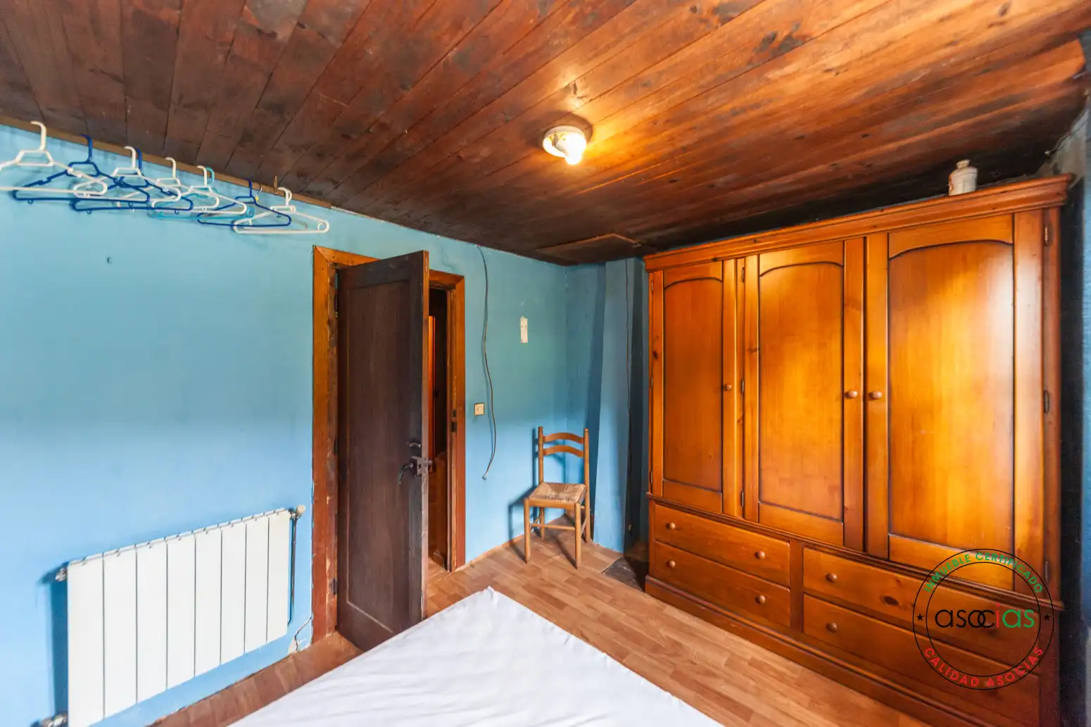 Habitación de Casa o chalet en venta en Llanes con Calefacción, Parquet y Trastero