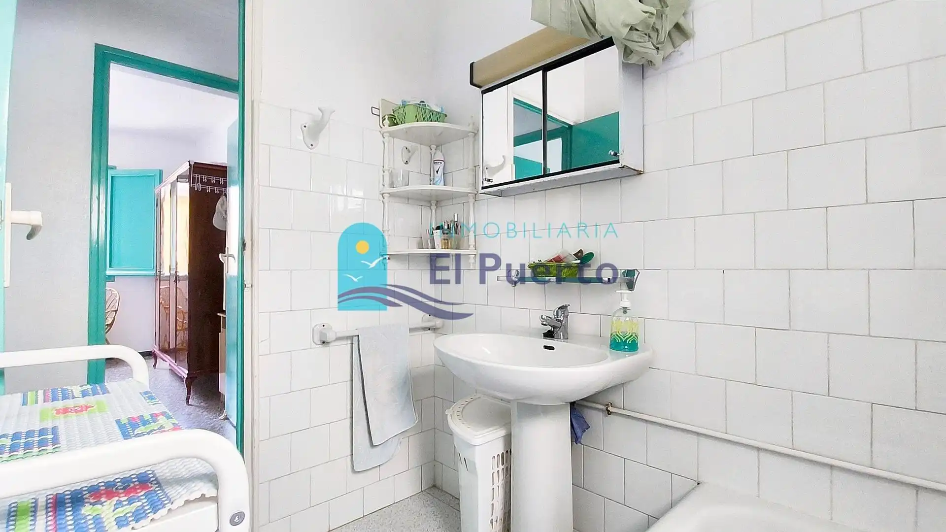 Bathroom of Flat for sale in Mazarrón  with Terrace and Furnished