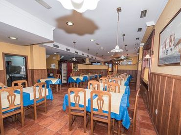 Detached house with balcony for sale in Cuntis