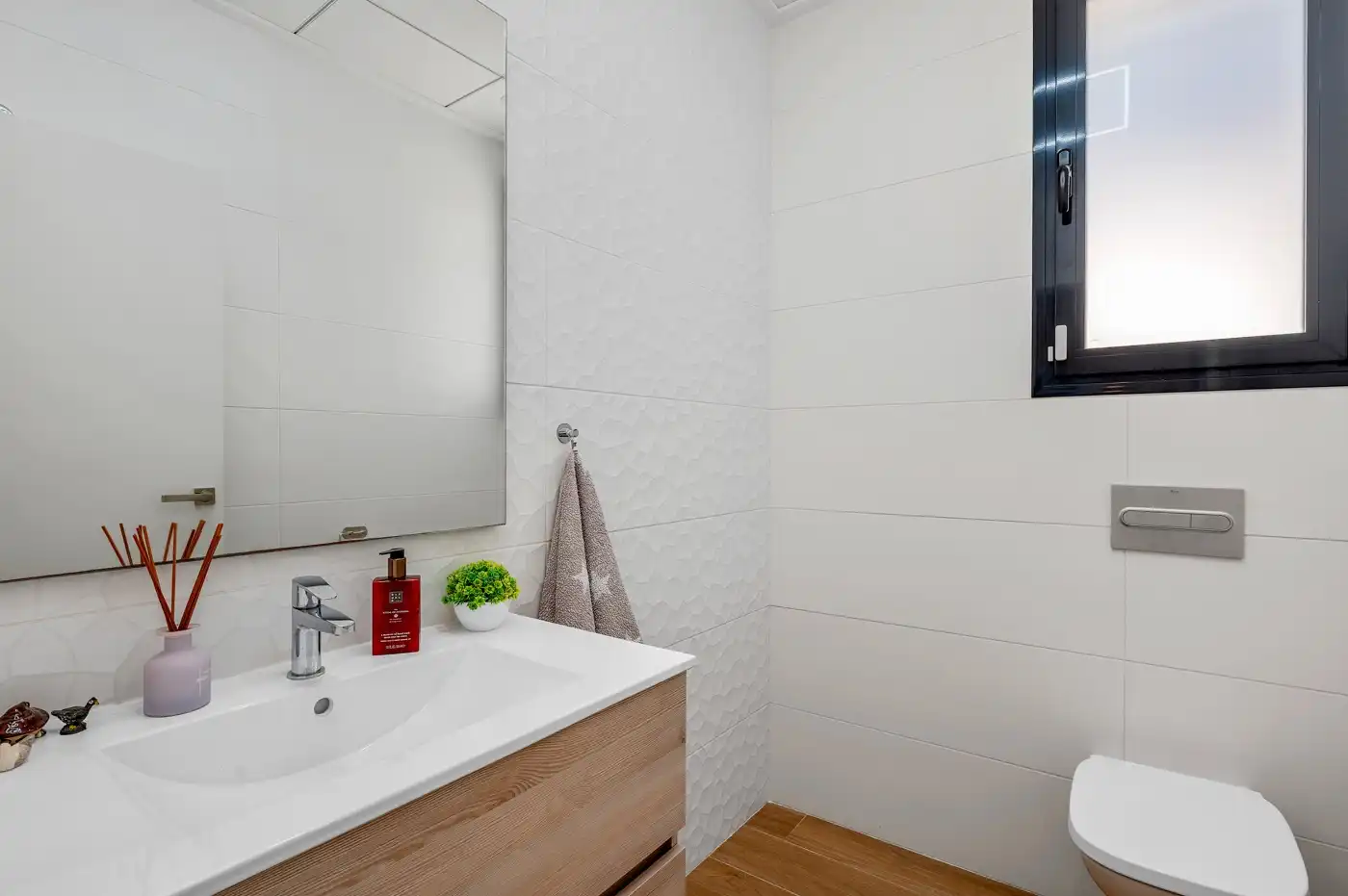 Bathroom of Houses for sale in Benijófar  with Air Conditioner, Heating and Private garden