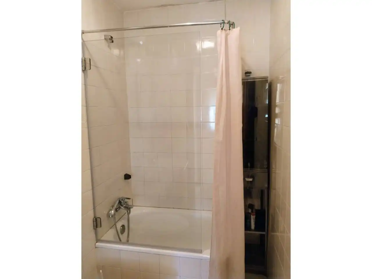 Bathroom of Flat for rent in Burgos  with Heating, Parquet flooring and Terrace