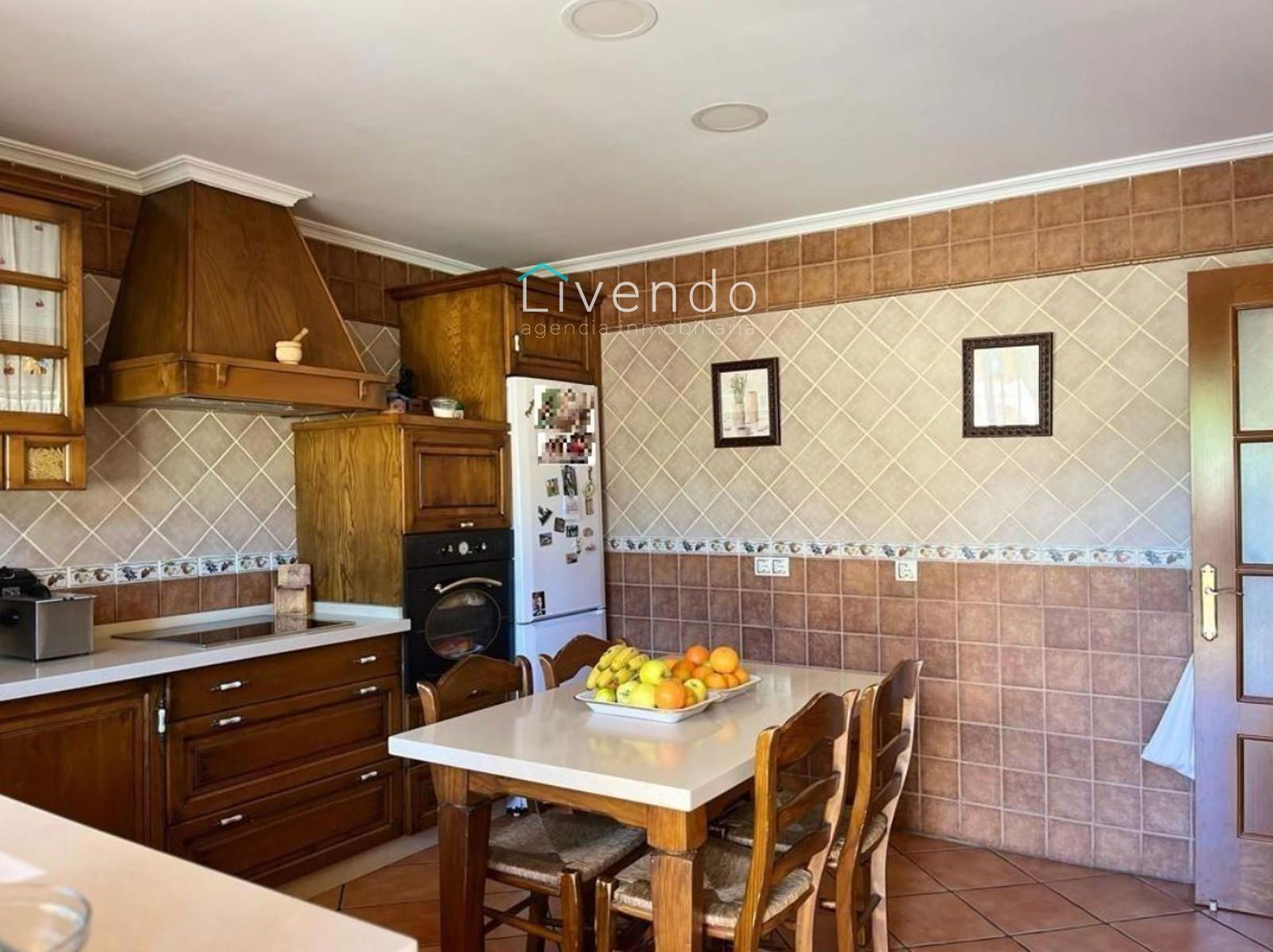 Kitchen of House or chalet for sale in Chiclana de la Frontera  with Terrace and Storage room
