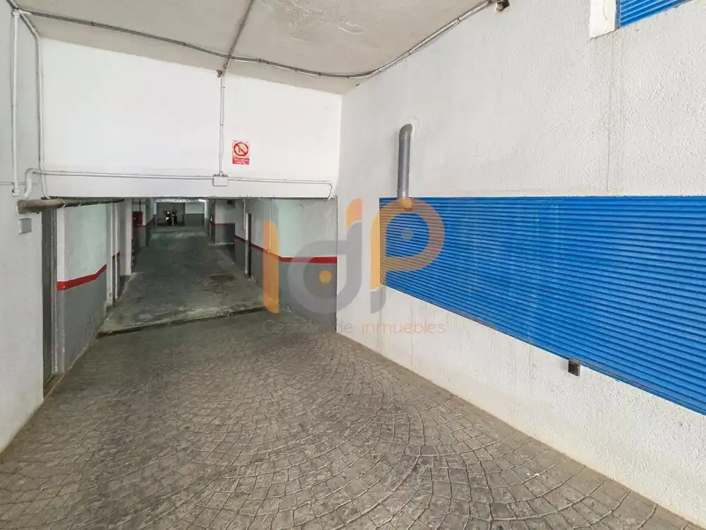 Parking de Dúplex en venta en Garrucha con Aire acondicionado, Terraza y Trastero