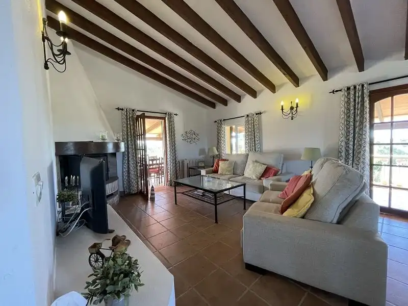Sala de estar de Finca rústica en venta en Llucmajor con Aire acondicionado, Calefacción y Jardín privado