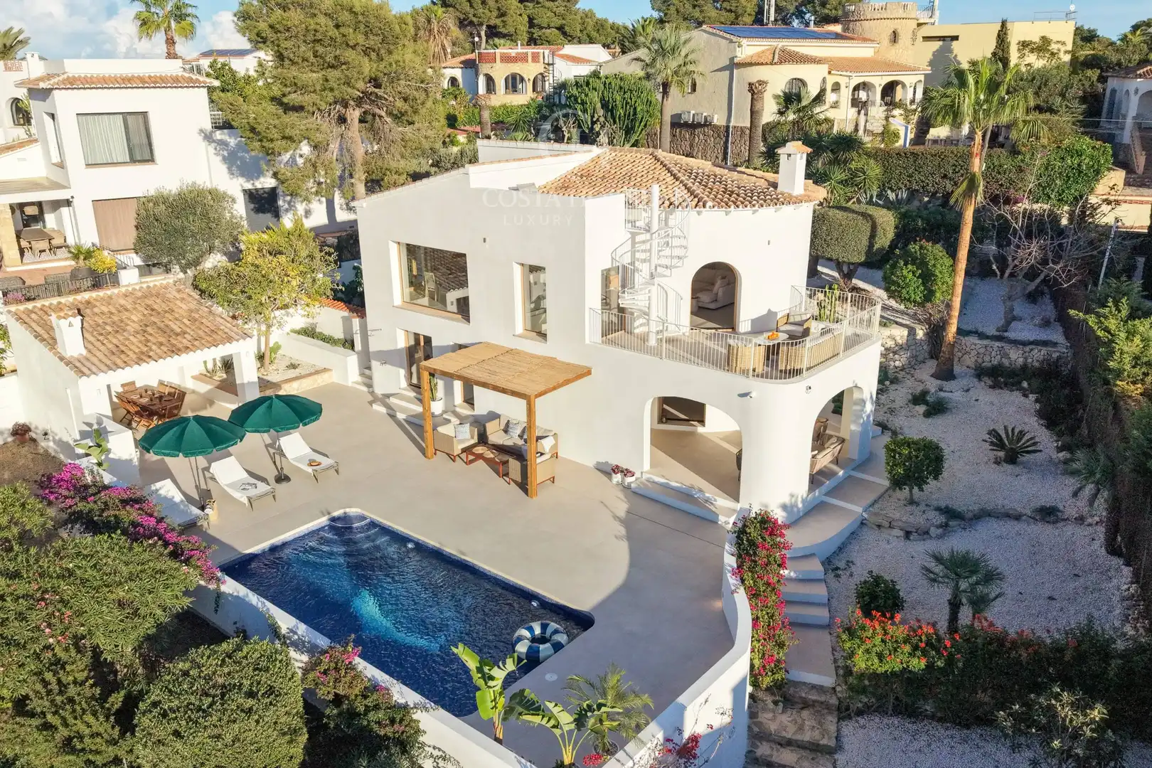 Vista exterior de Casa o chalet en venta en Jávea / Xàbia con Aire acondicionado, Calefacción y Jardín privado