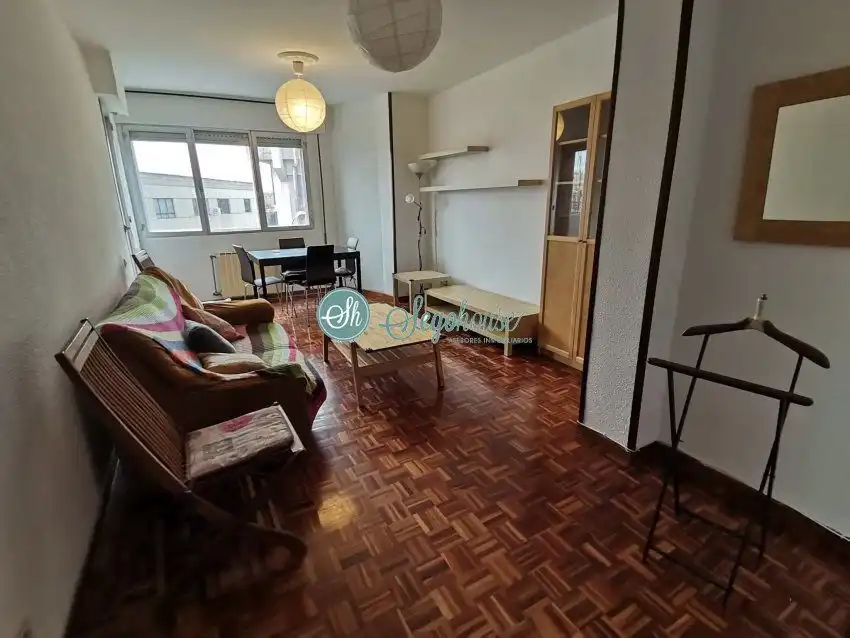 Sala de estar de Piso en venta en Segovia con Calefacción, Parquet y Terraza