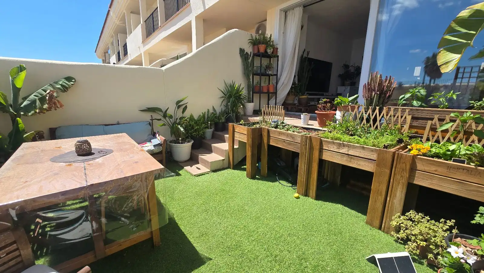Terrassa de Casa adosada en venda en Benalmádena amb Piscina, Moblat i Piscina comunitària