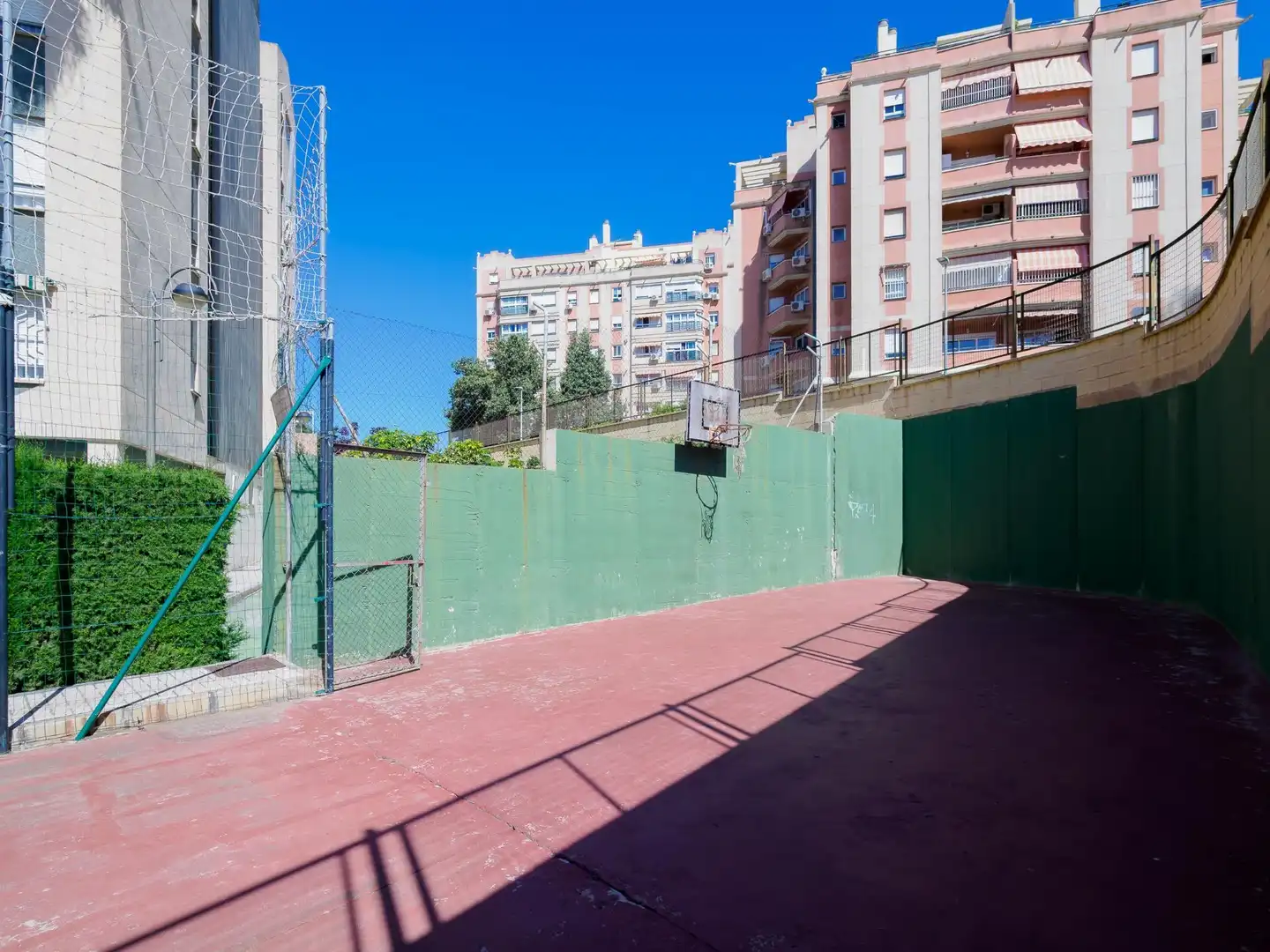 Vista exterior de Piso en venta en Málaga con Jardín privado, Terraza y Trastero