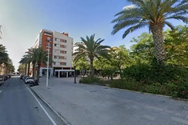 Vista exterior de Piso en venta en Elche / Elx con Piscina comunitaria