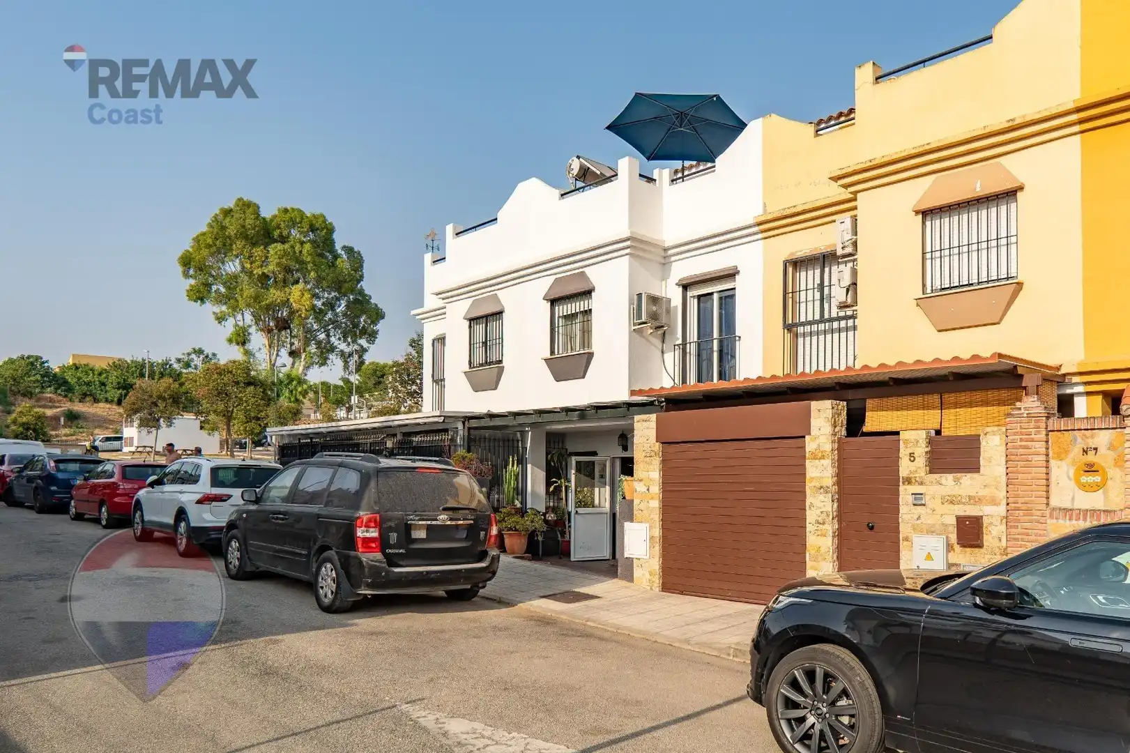 Vista exterior de Casa adosada en venda en Cártama amb Piscina comunitària
