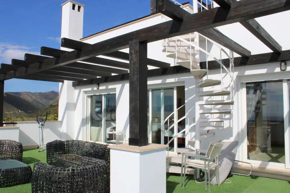 Terraza de Casa adosada de alquiler en Marbella con Aire acondicionado, Calefacción y Jardín privado