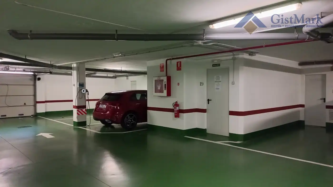 Parkplatz von Garage zum Verkauf in O Grove  