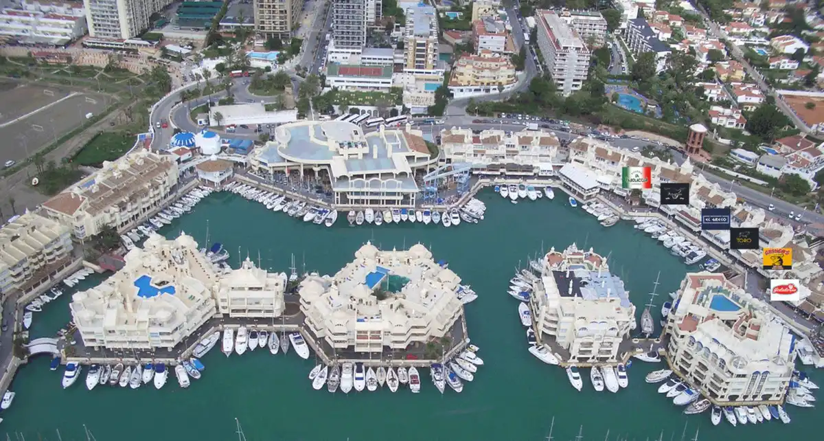 Vista exterior de Estudio en venta en Benalmádena con Aire acondicionado, Calefacción y Piscina