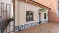 Vista exterior de Casa o xalet en venda en Martorelles amb Calefacció, Jardí privat i Terrassa