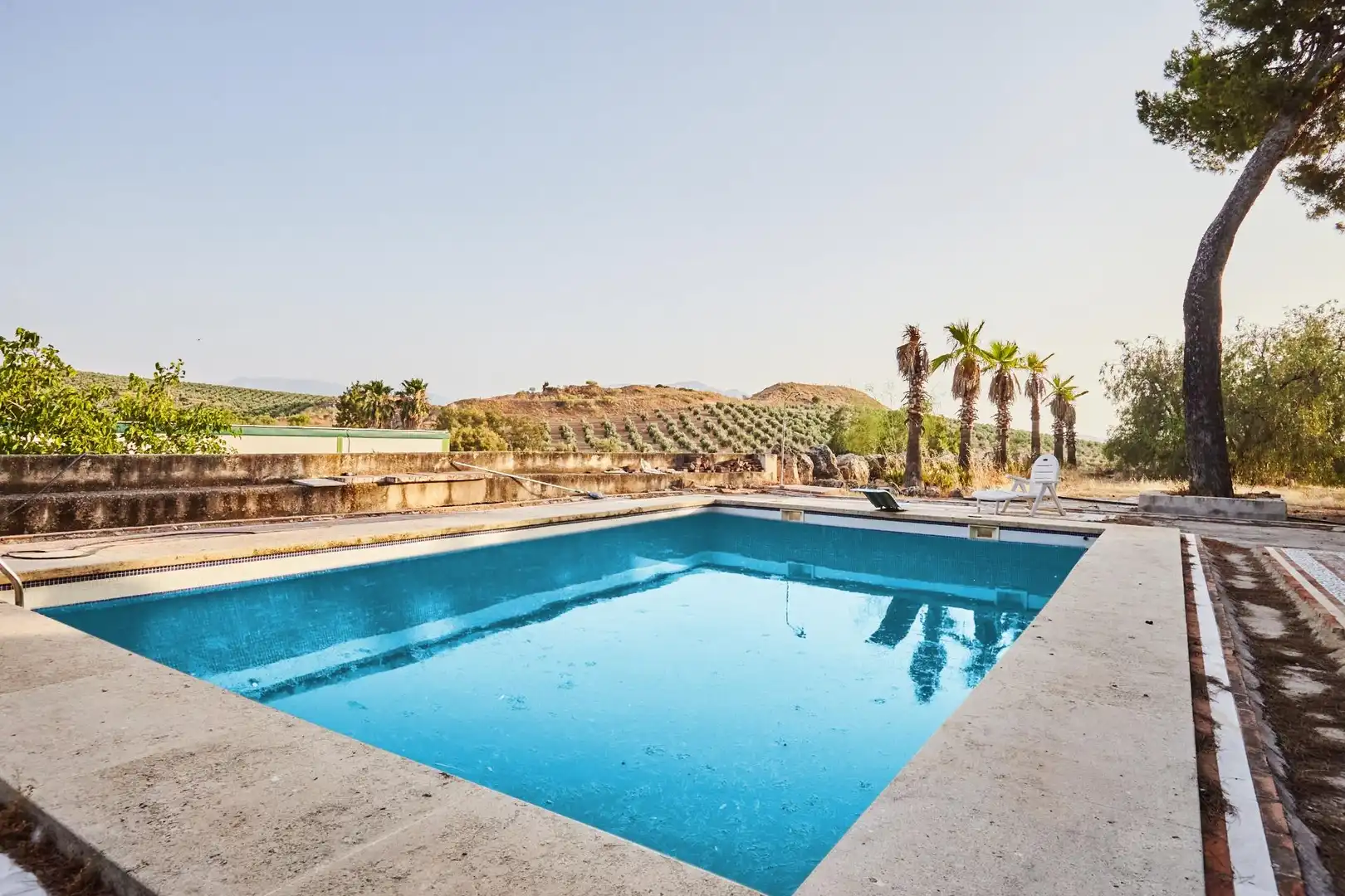 Piscina de Finca rústica en venta en Jaén con Aire acondicionado, Jardín privado y Terraza