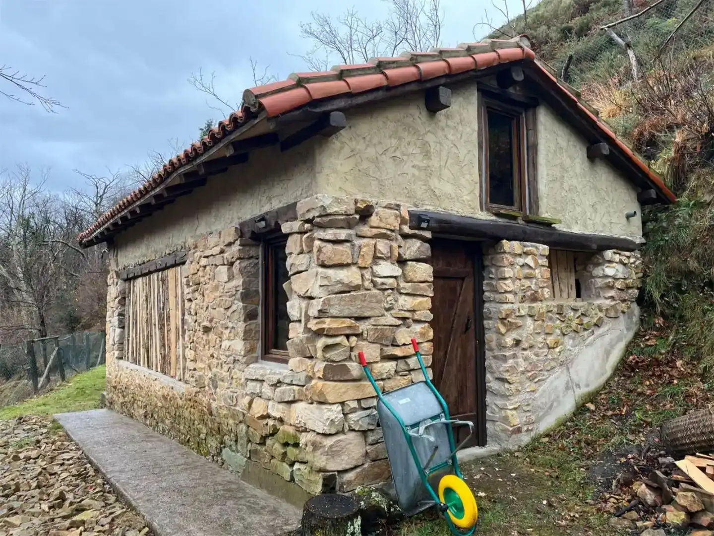 Vista exterior de Pis en venda en Piloña, Asturias