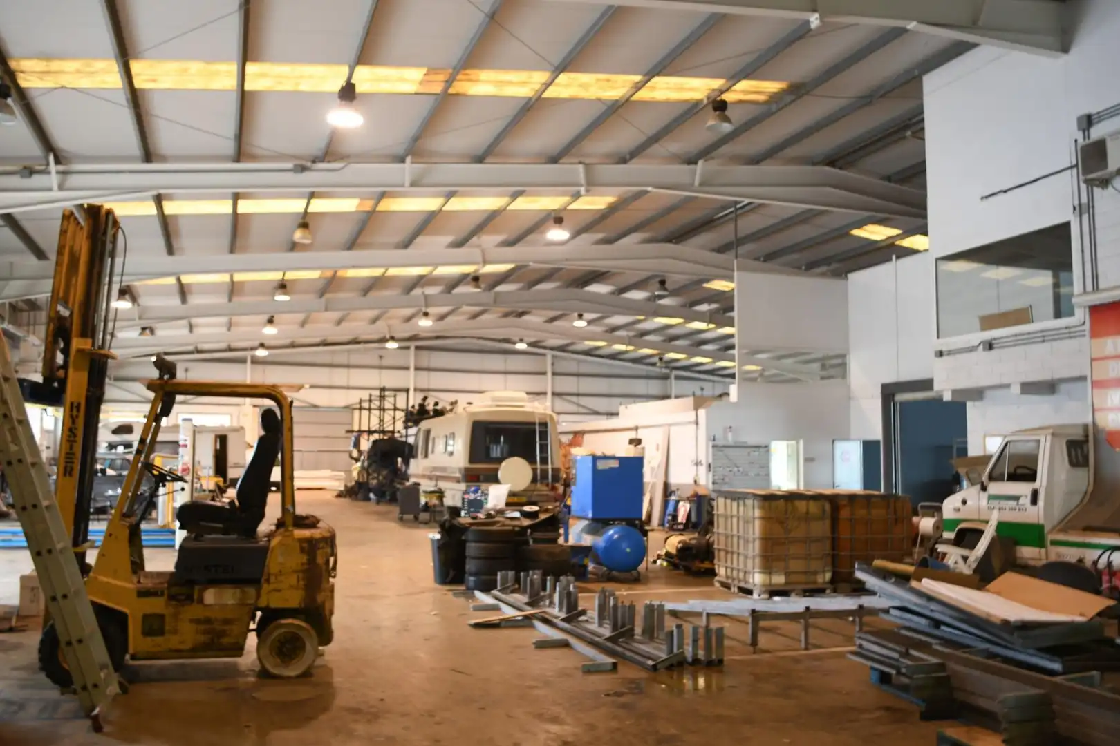 Industrial building for sale in Los Pinos, imagen 37