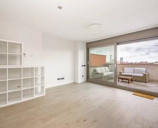 Living room of Attic to rent in  Madrid Capital  with Air Conditioner, Heating and Terrace