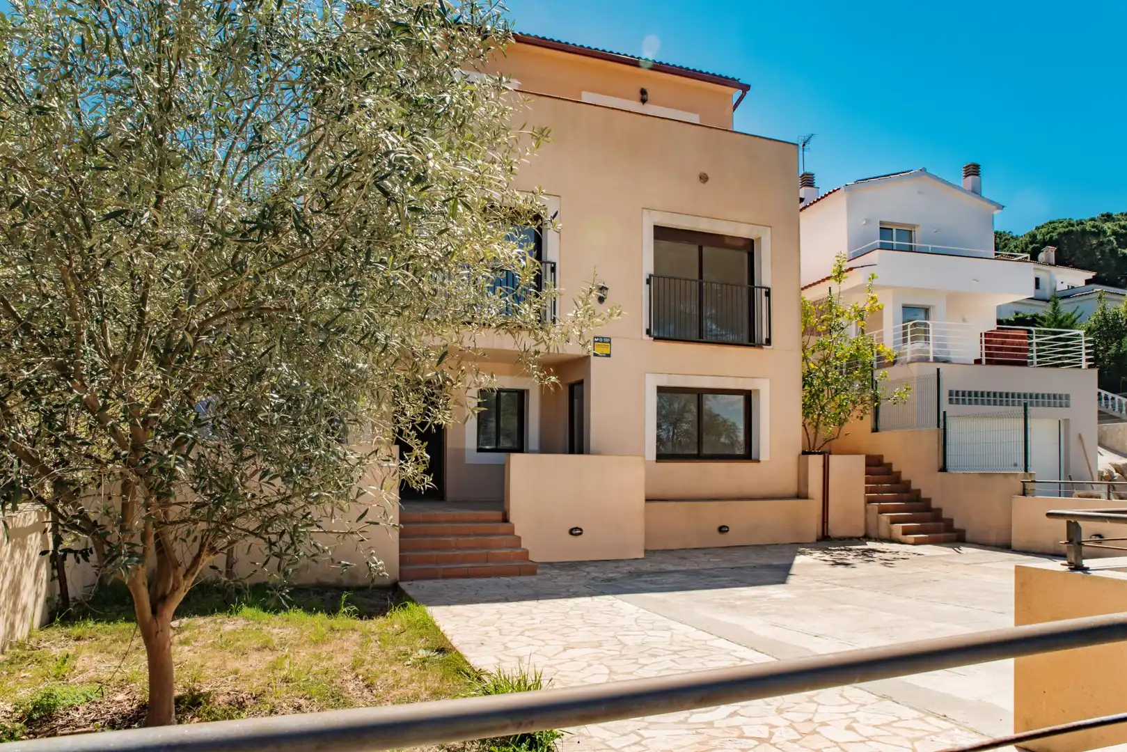 Villa con terrazza in vendita a Montgoda, imagen 32
