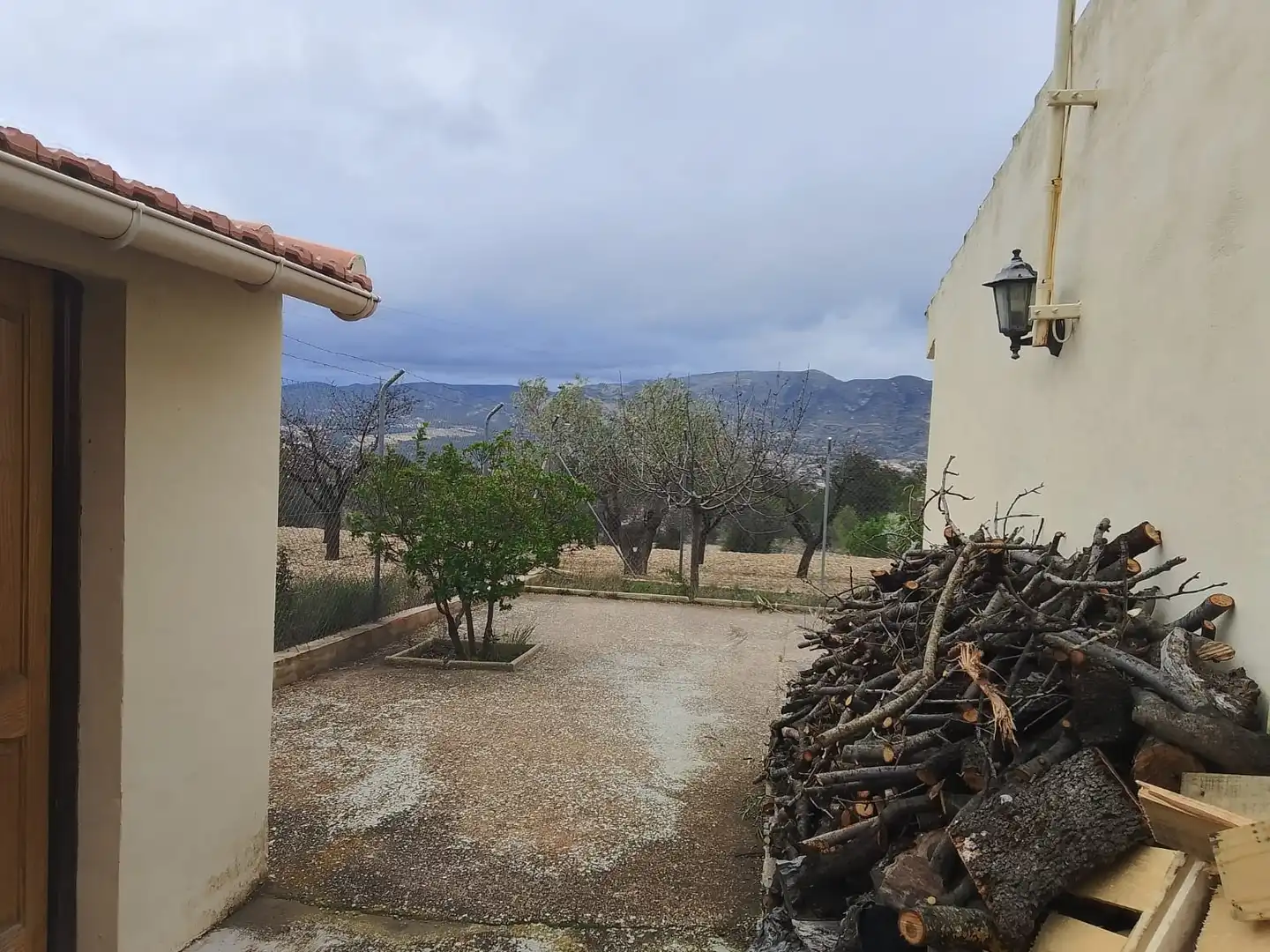 Casa o xalet en venda en Tibi amb Jardí privat, Terrassa i Moblat