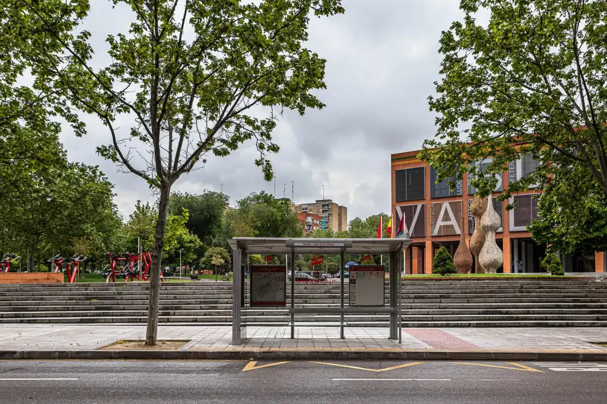 Außenansicht von Gebäude zum Verkauf in Alcorcón