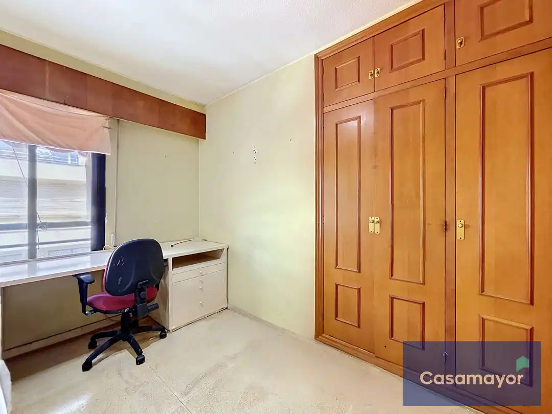 Schlafzimmer von Wohnung zum Verkauf in Alicante / Alacant mit Klimaanlage, Abstellraum und Balkon