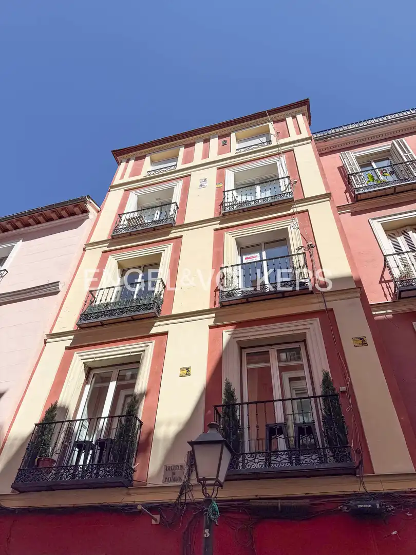 Vista exterior de Pis en venda en Madrid amb Aire condicionat, Calefacció i Balcó