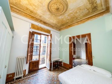 Apartament amb balcó de lloguer a Ciutat Vella