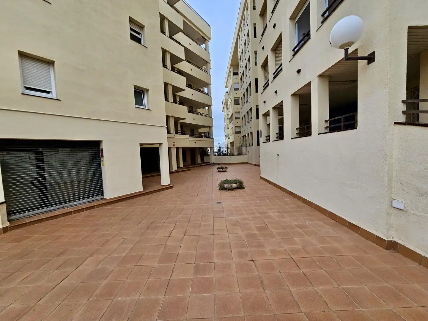 Parking de Piso en venta en Sant Pol de Mar con Terraza, Balcón y Piscina comunitaria