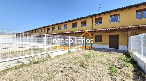 Foto 3 de Casa adosada en venda a Herramélluri, La Rioja