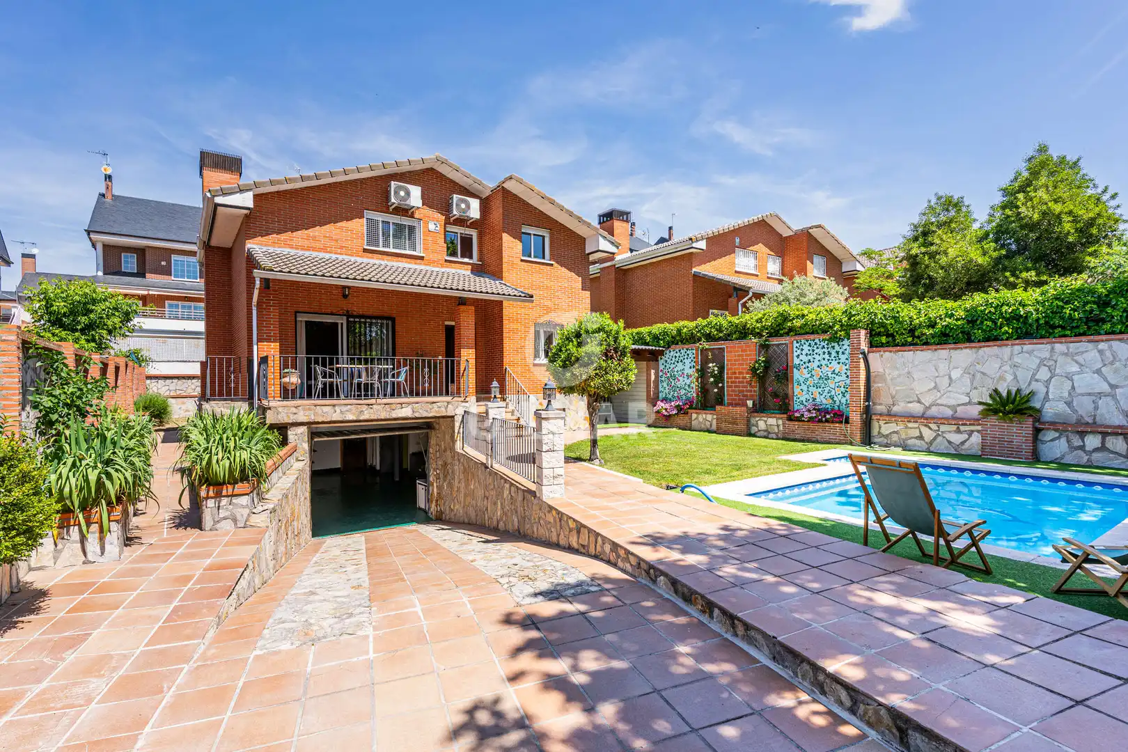 Garden of Houses for sale in Moraleja de Enmedio  with Heating, Private garden and Swimming Pool