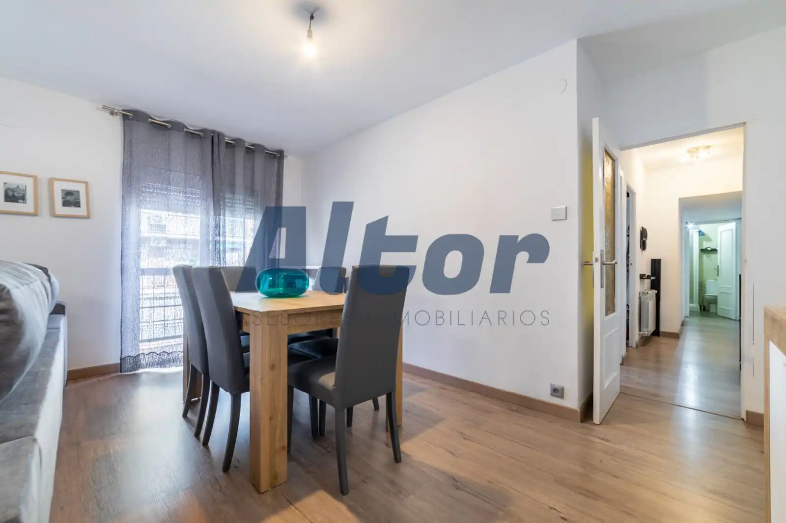 Schlafzimmer von Dachboden zum Verkauf in Madrid mit Klimaanlage, Heizung und Terrasse